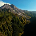 City Tour 9 Puthuk Setumbu – Candi Borobudur – Merapi Lava Tour